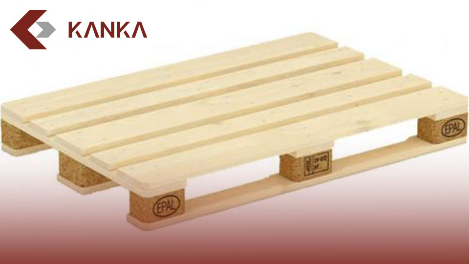 پالت چوبی برای بسته بندی رول های استیل
